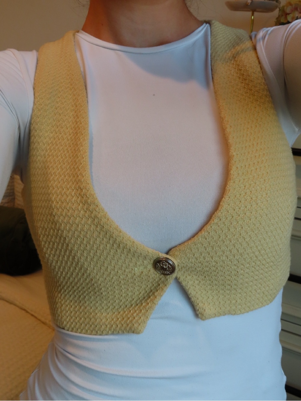 ZARA Women’s Yellow Woven Cropped Vest Top V-Neck Button Front XS
